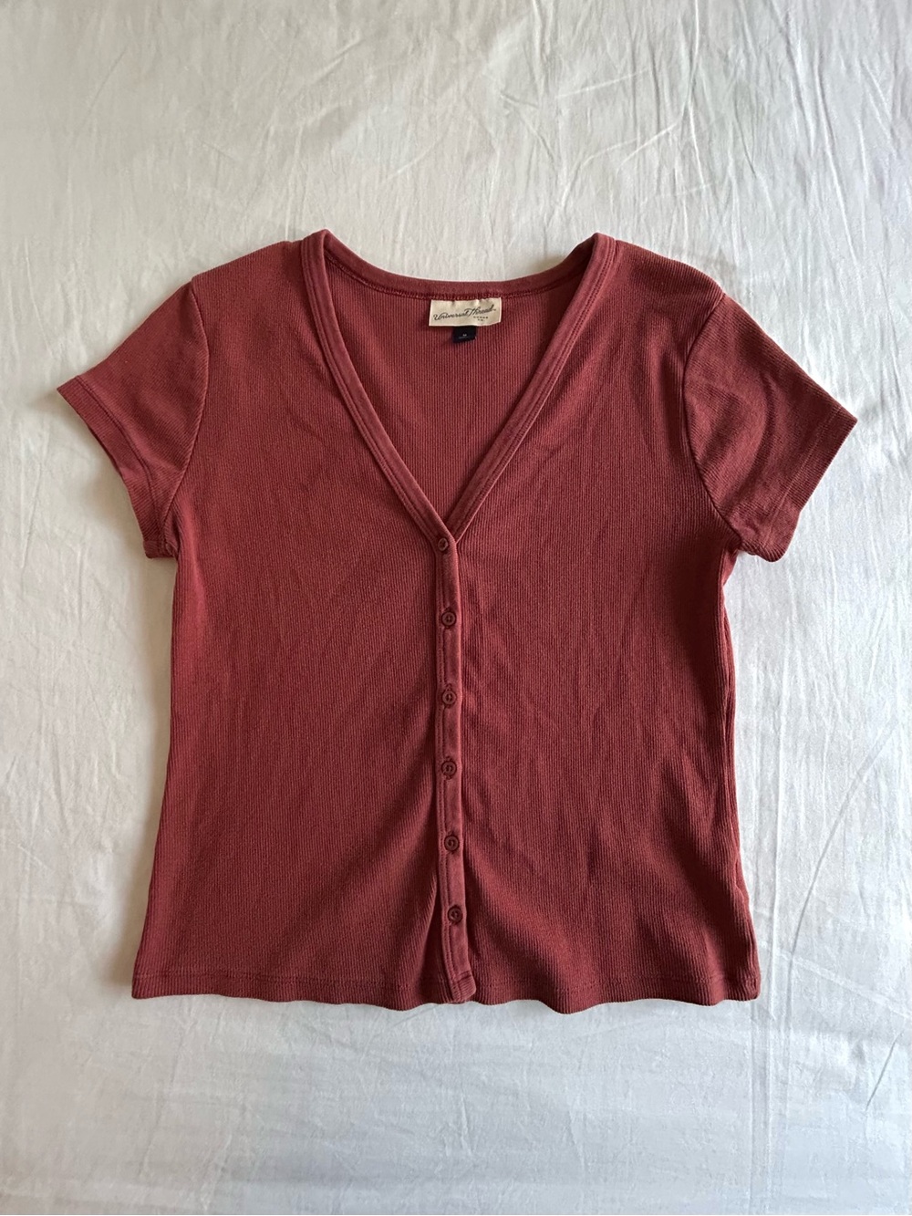 Universal Thread Ribbed V-Neck Button Down Tee